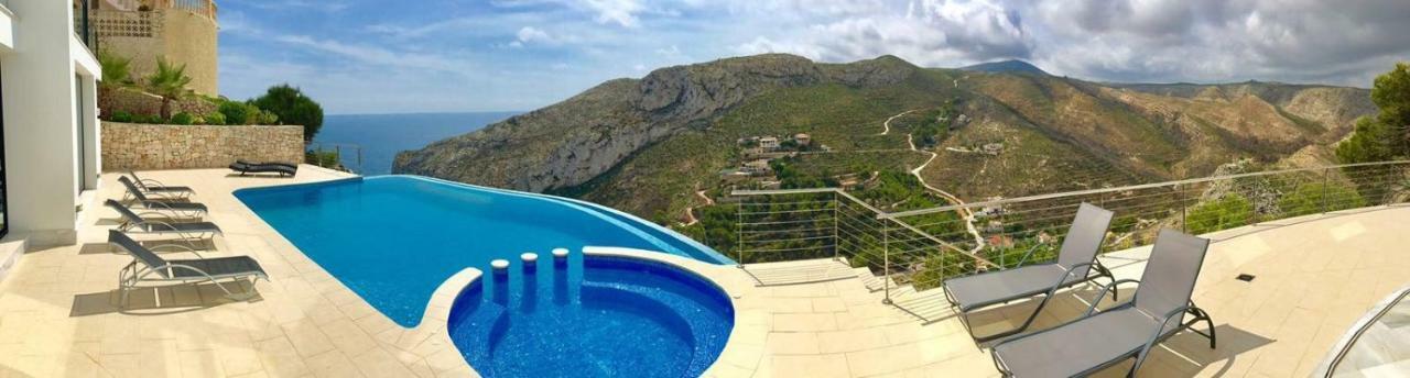Villa Priscilla Jávea エクステリア 写真